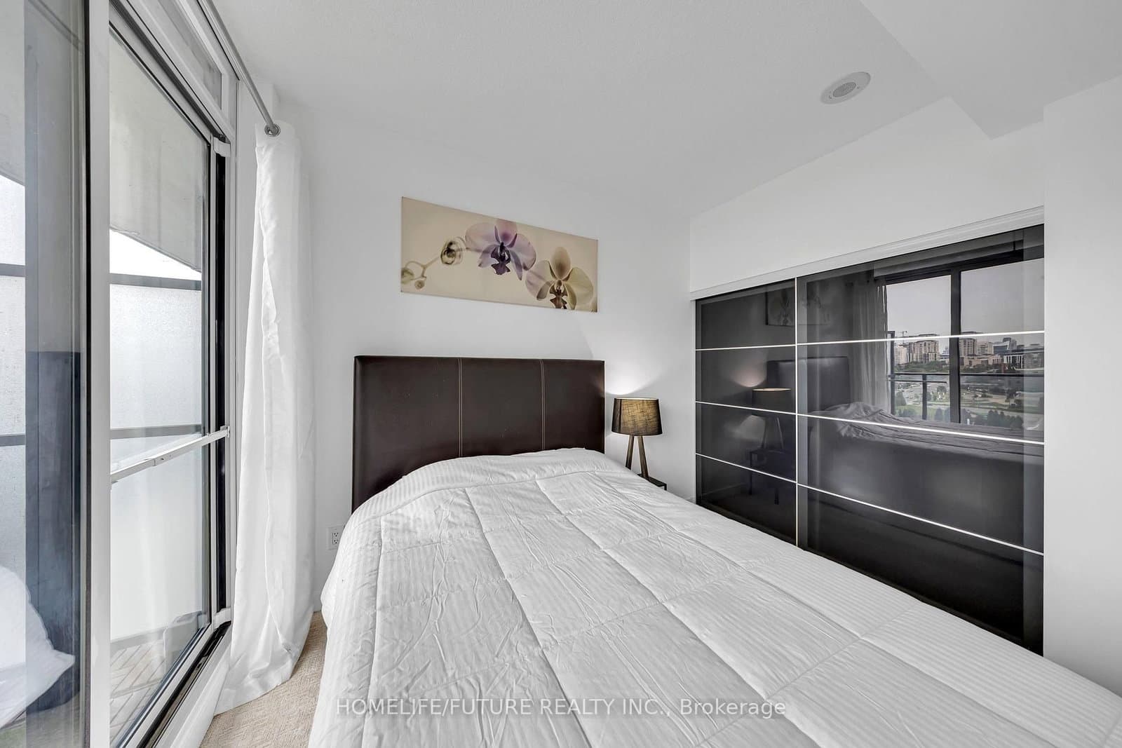 33 Singer Court, Unit 2507 thumbnail 19