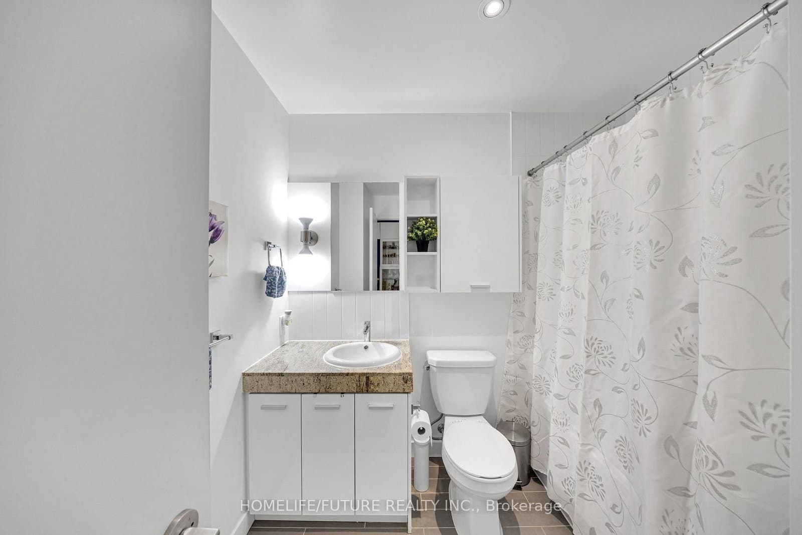 33 Singer Court, Unit 2507 thumbnail 4