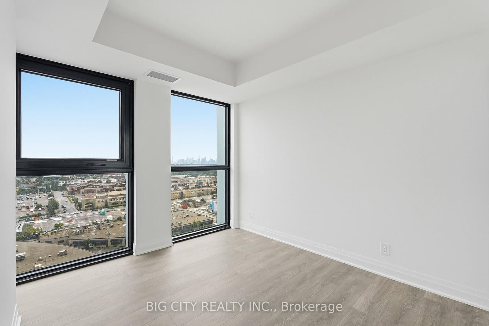 25 Frederick Todd Way, Unit 1410 thumbnail 10