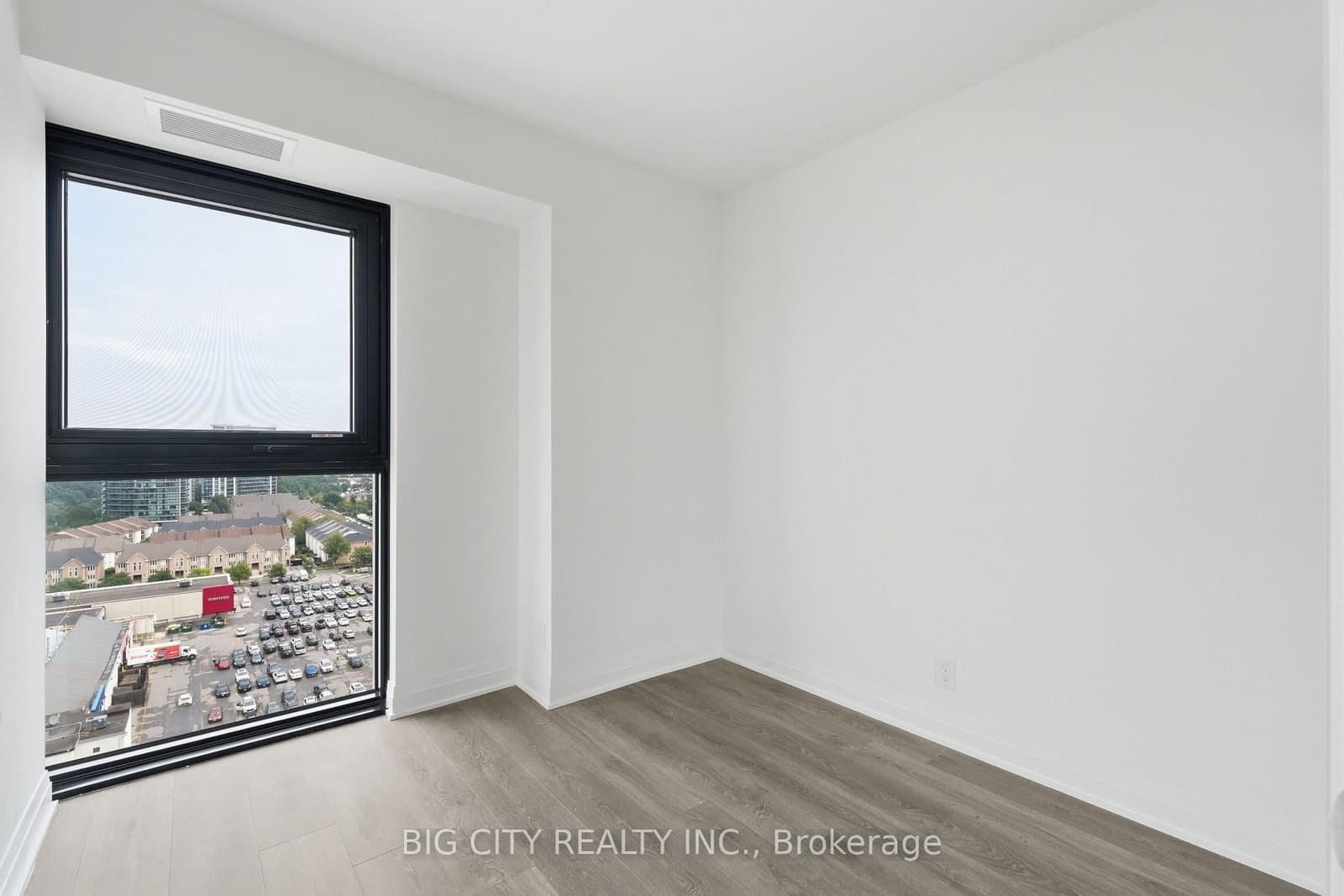 25 Frederick Todd Way, Unit 1410 thumbnail 14