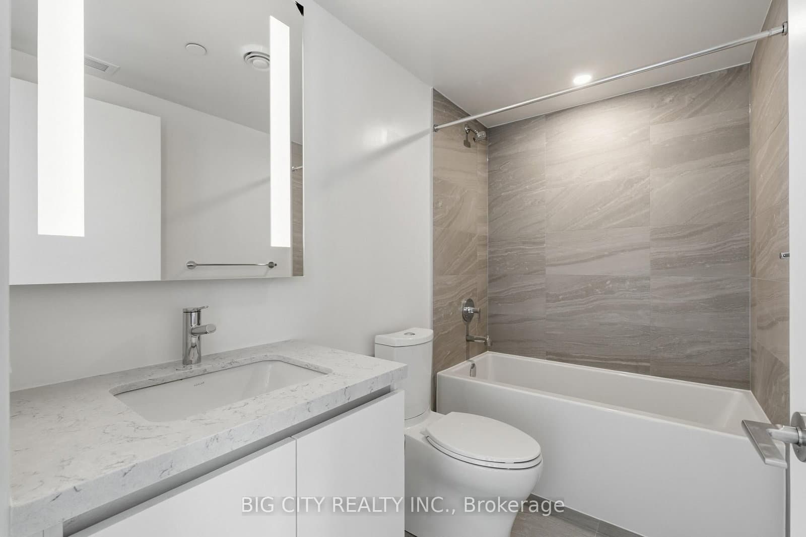 25 Frederick Todd Way, Unit 1410 thumbnail 17