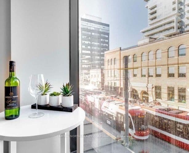 629 King Street W, Unit 216 thumbnail 16