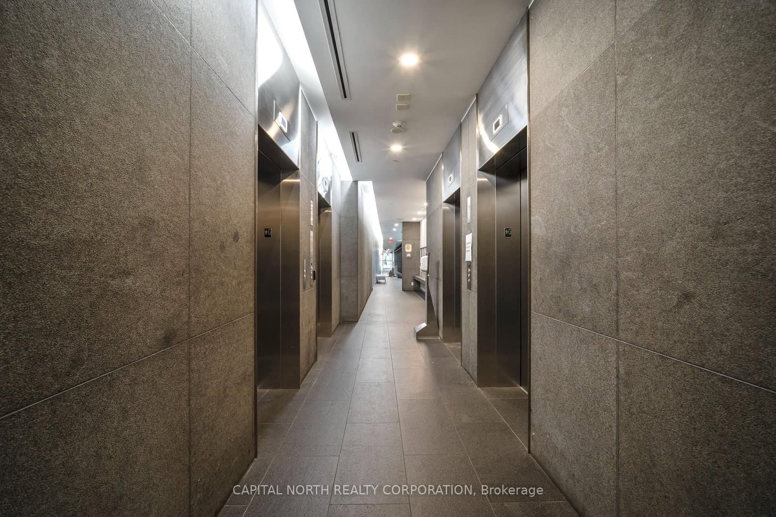 629 King Street W, Unit 216 thumbnail 4