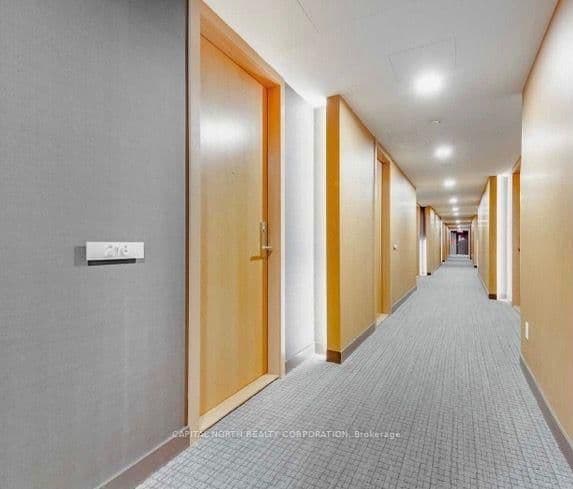 629 King Street W, Unit 216 thumbnail 5
