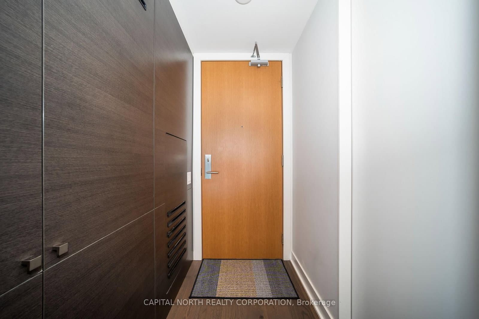 629 King Street W, Unit 216 thumbnail 6