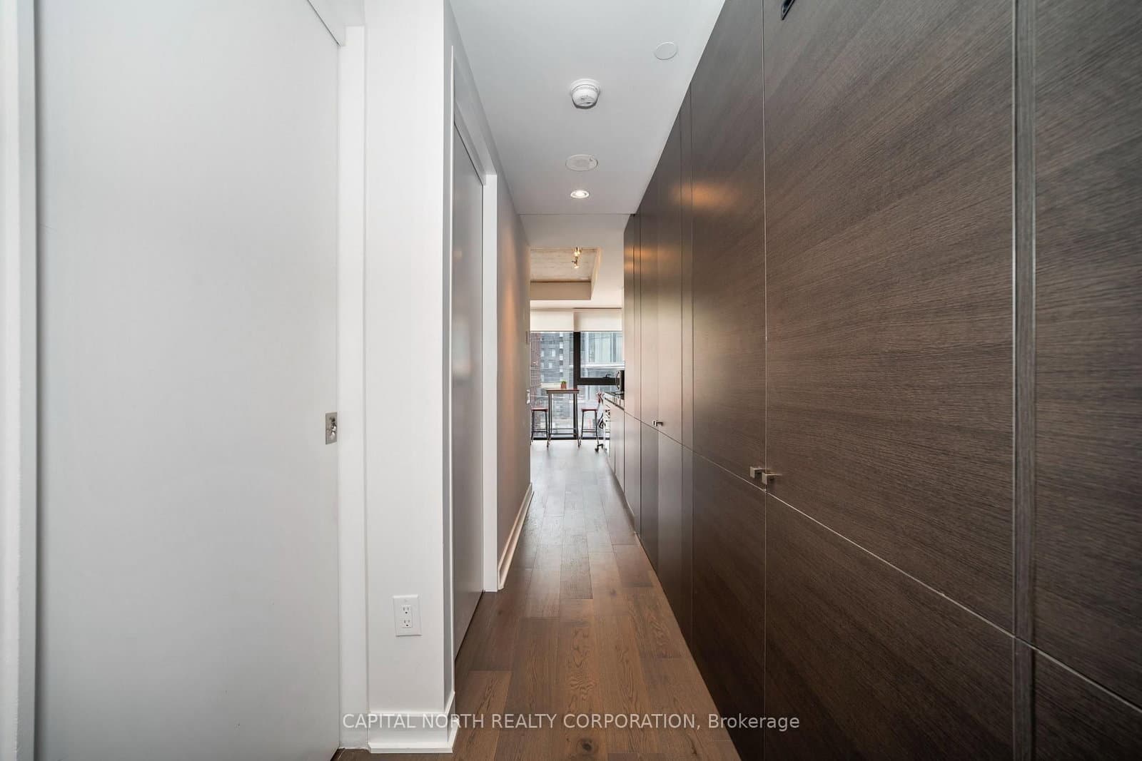 629 King Street W, Unit 216 thumbnail 7