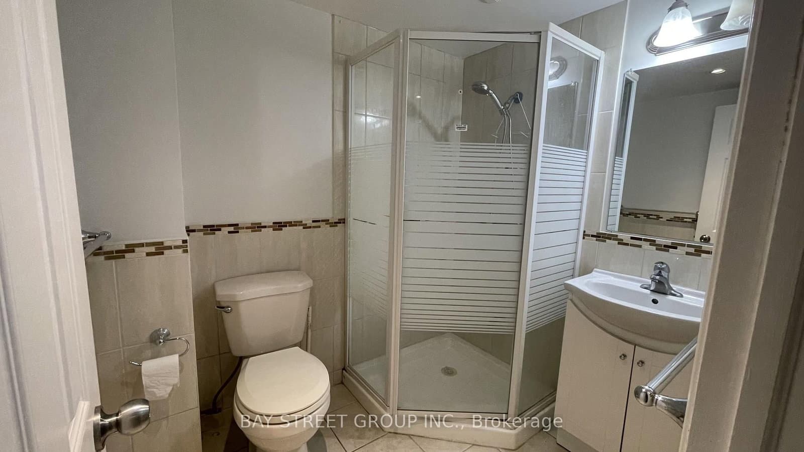 260 Moore Park Avenue thumbnail 20