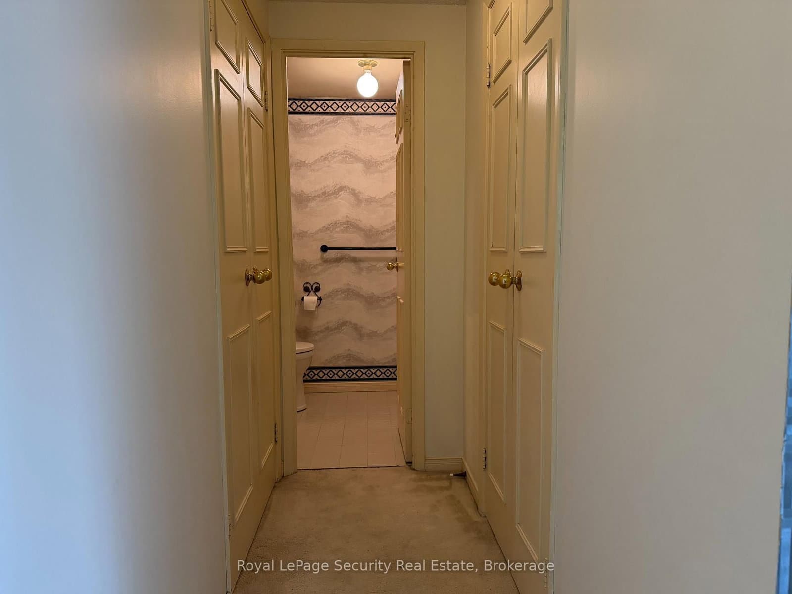 20 Glebe Road W, Unit 10 thumbnail 10