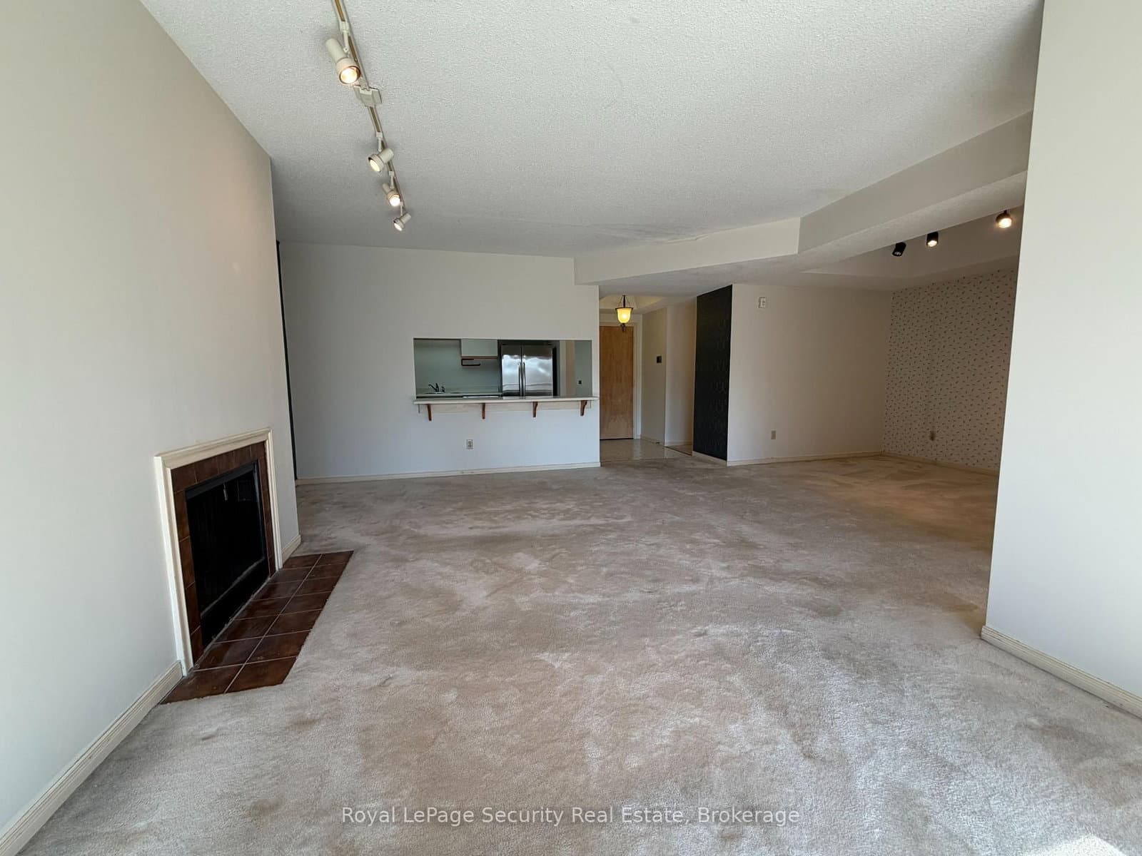 20 Glebe Road W, Unit 10 thumbnail 17