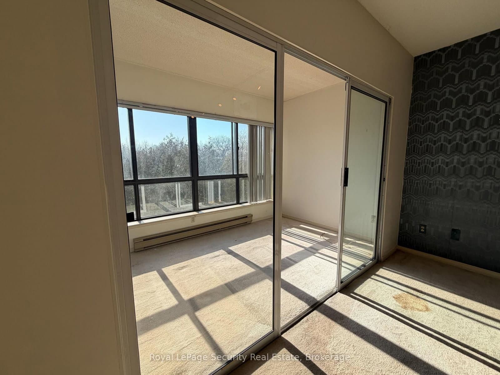 20 Glebe Road W, Unit 10 thumbnail 19