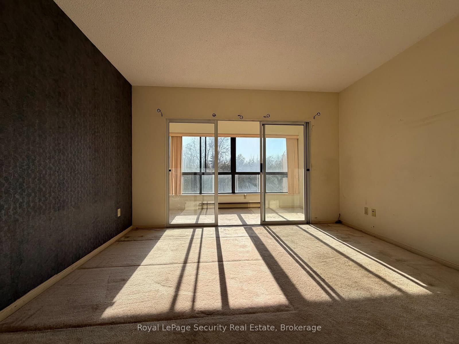 20 Glebe Road W, Unit 10 thumbnail 27