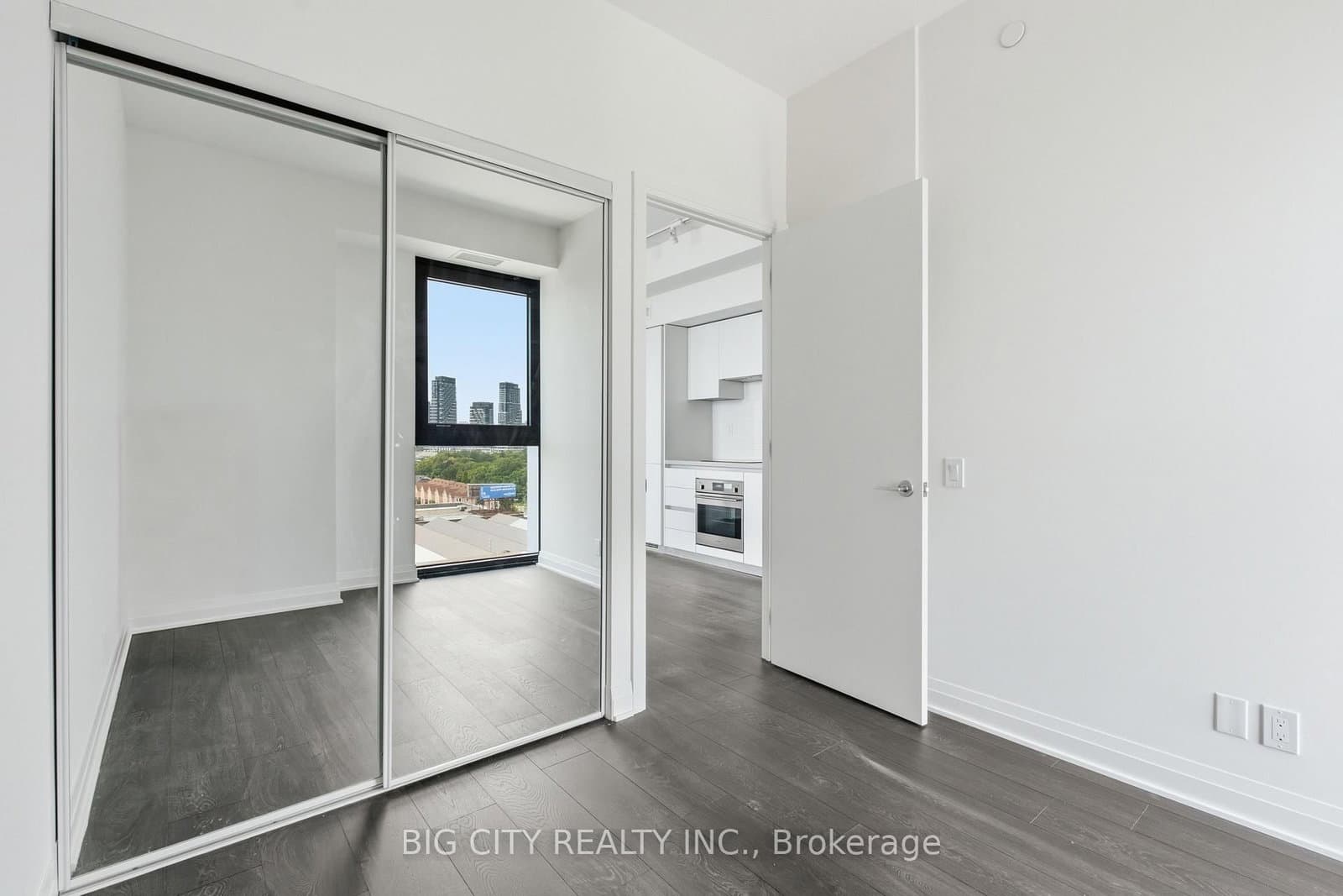 25 Frederick Todd Way, Unit 1010 thumbnail 18