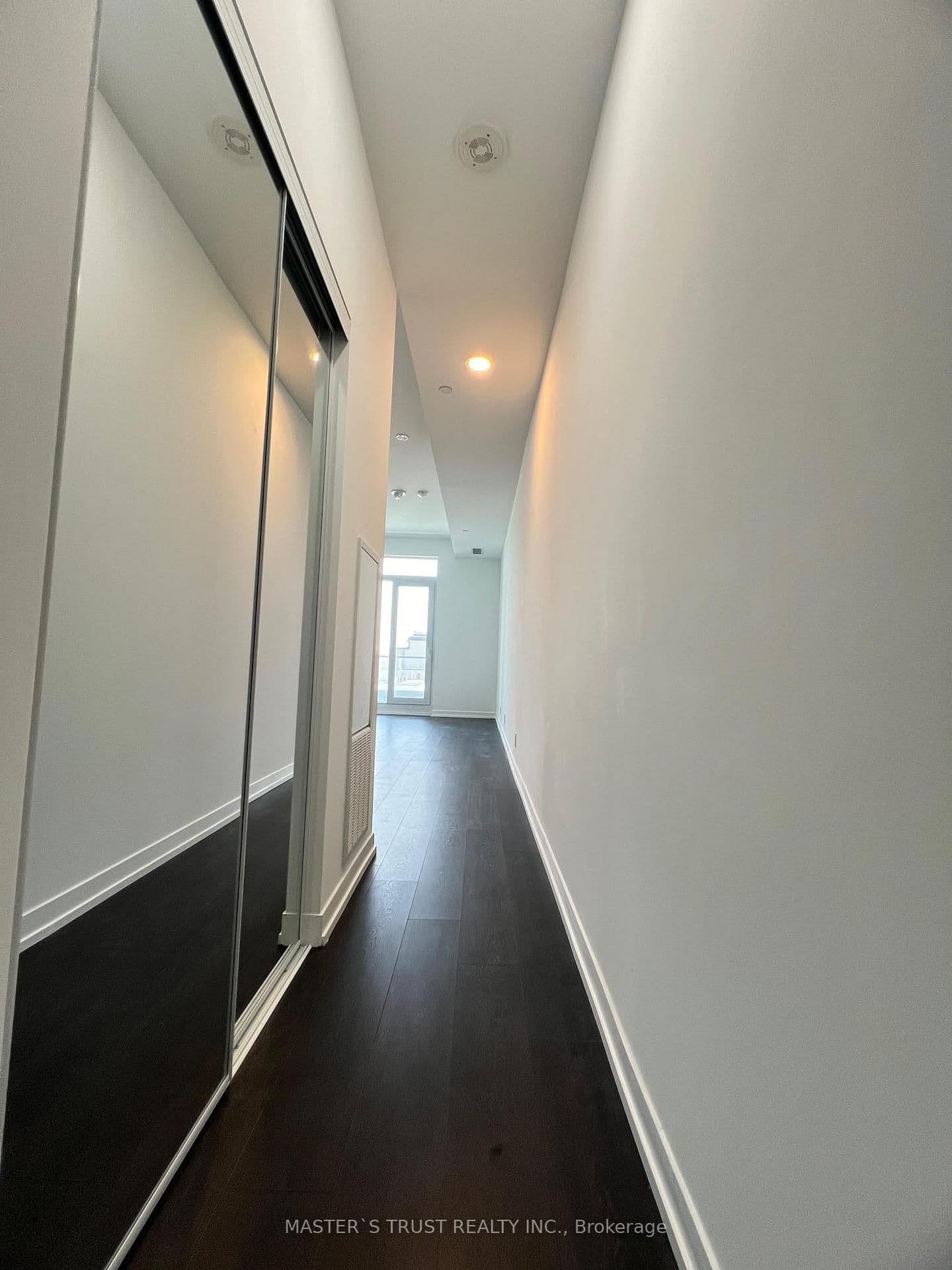 2020 Bathurst Street, Unit 931 thumbnail 4