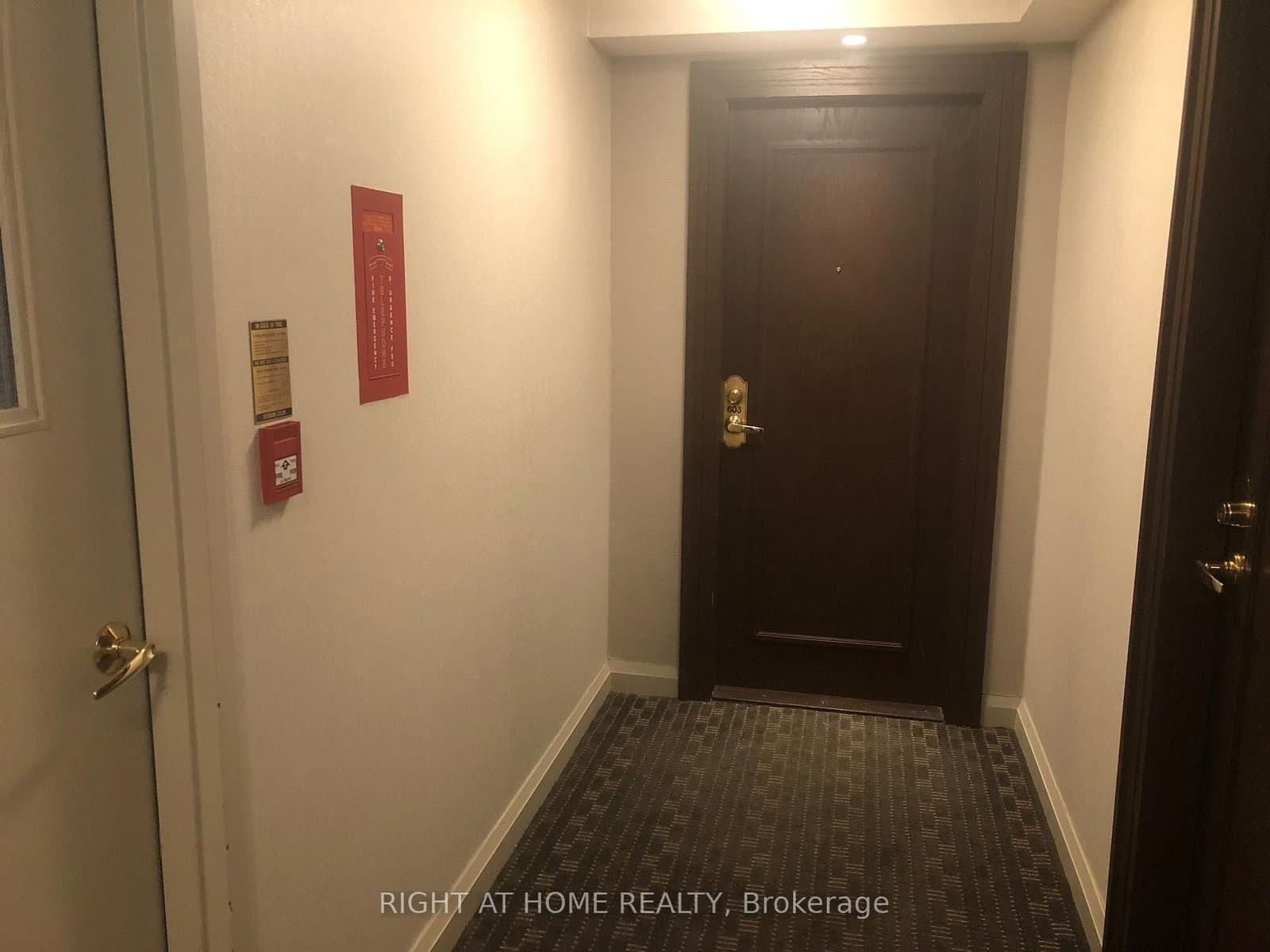 18 Parkview Avenue, Unit 603 thumbnail 4