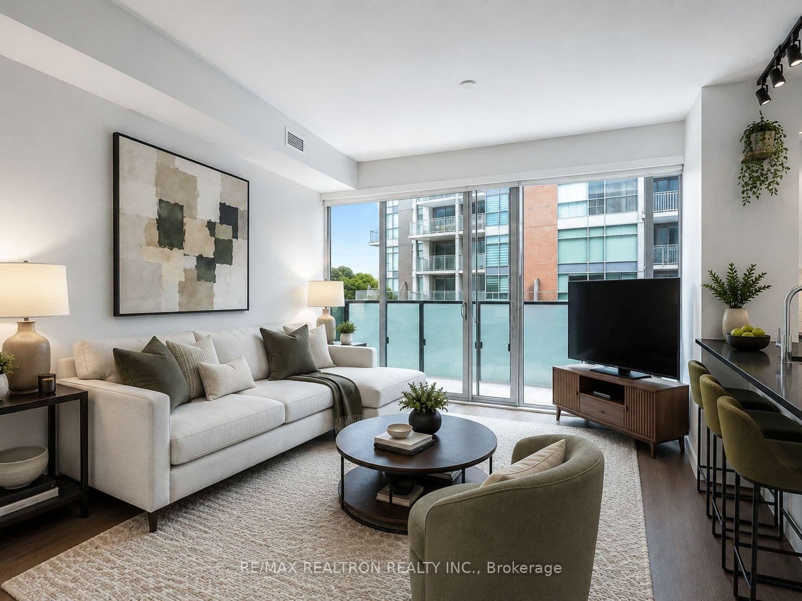 1815 Yonge Street, Unit 407 thumbnail 17