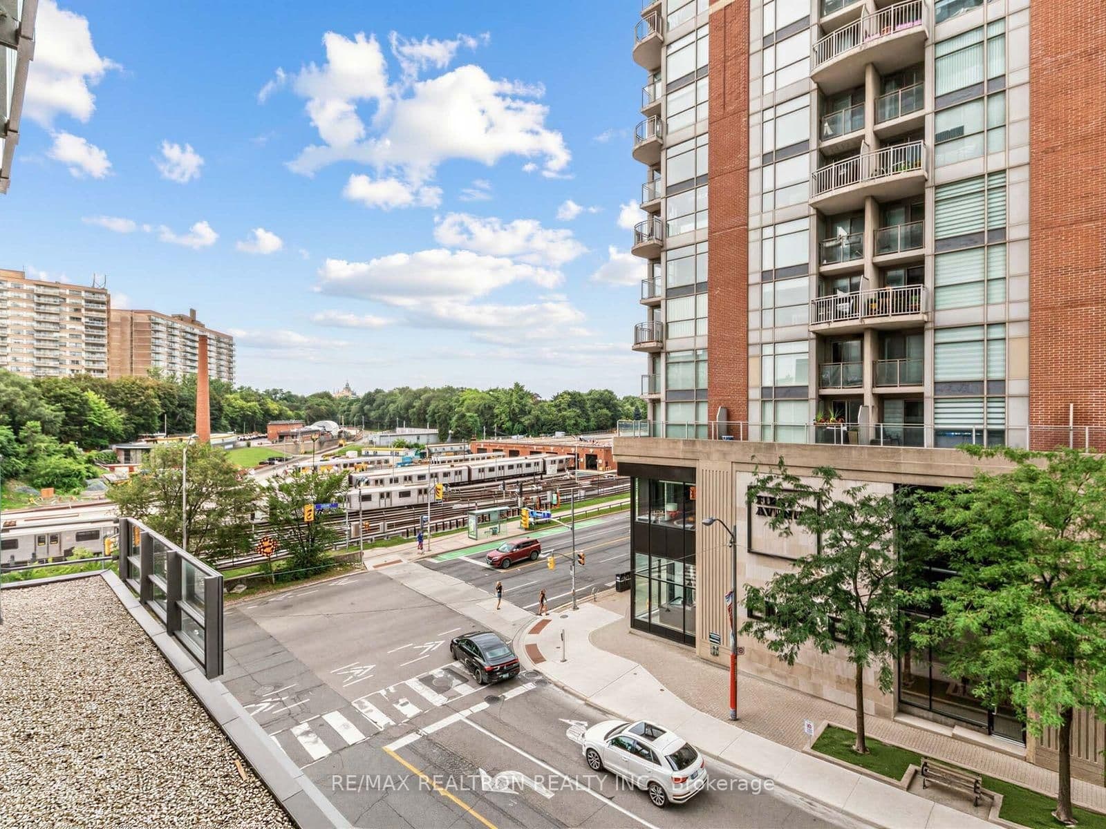 1815 Yonge Street, Unit 407 thumbnail 4