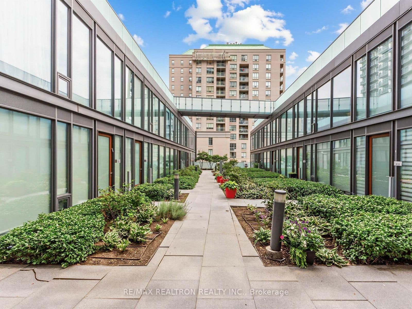 1815 Yonge Street, Unit 407 thumbnail 6