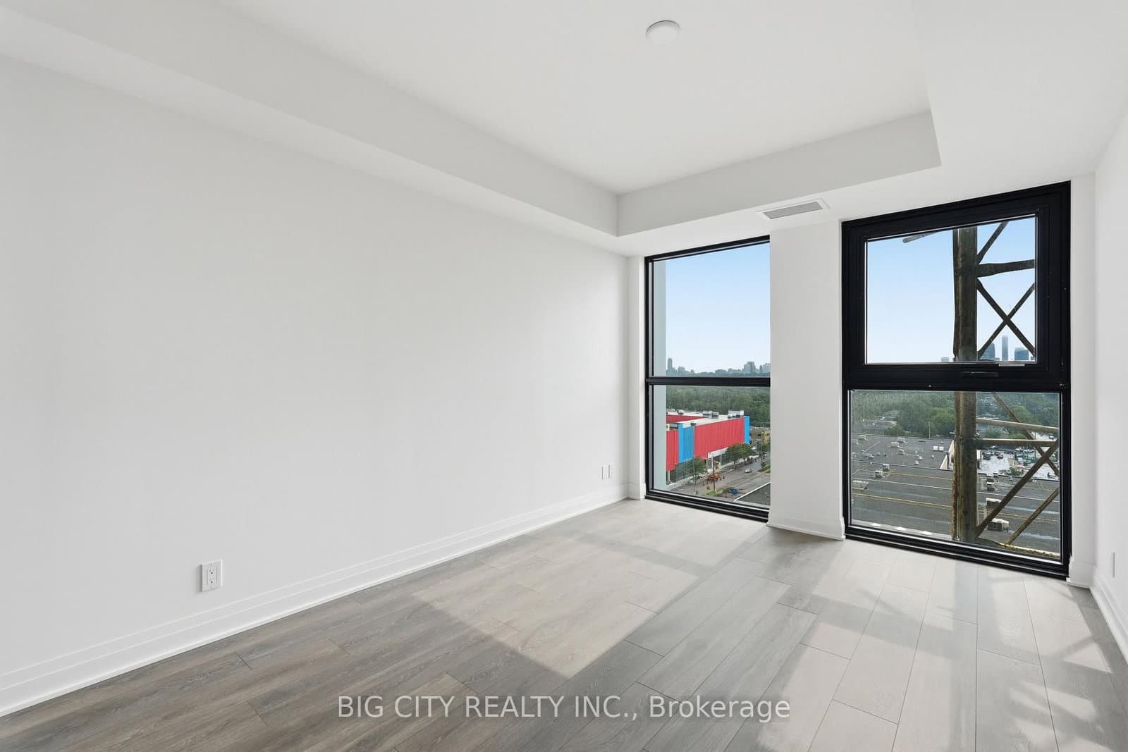 25 Frederick Todd Way, Unit 1302 thumbnail 11
