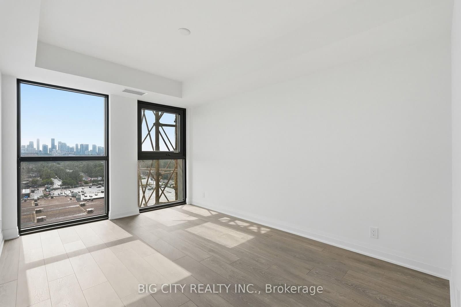 25 Frederick Todd Way, Unit 1302 thumbnail 9