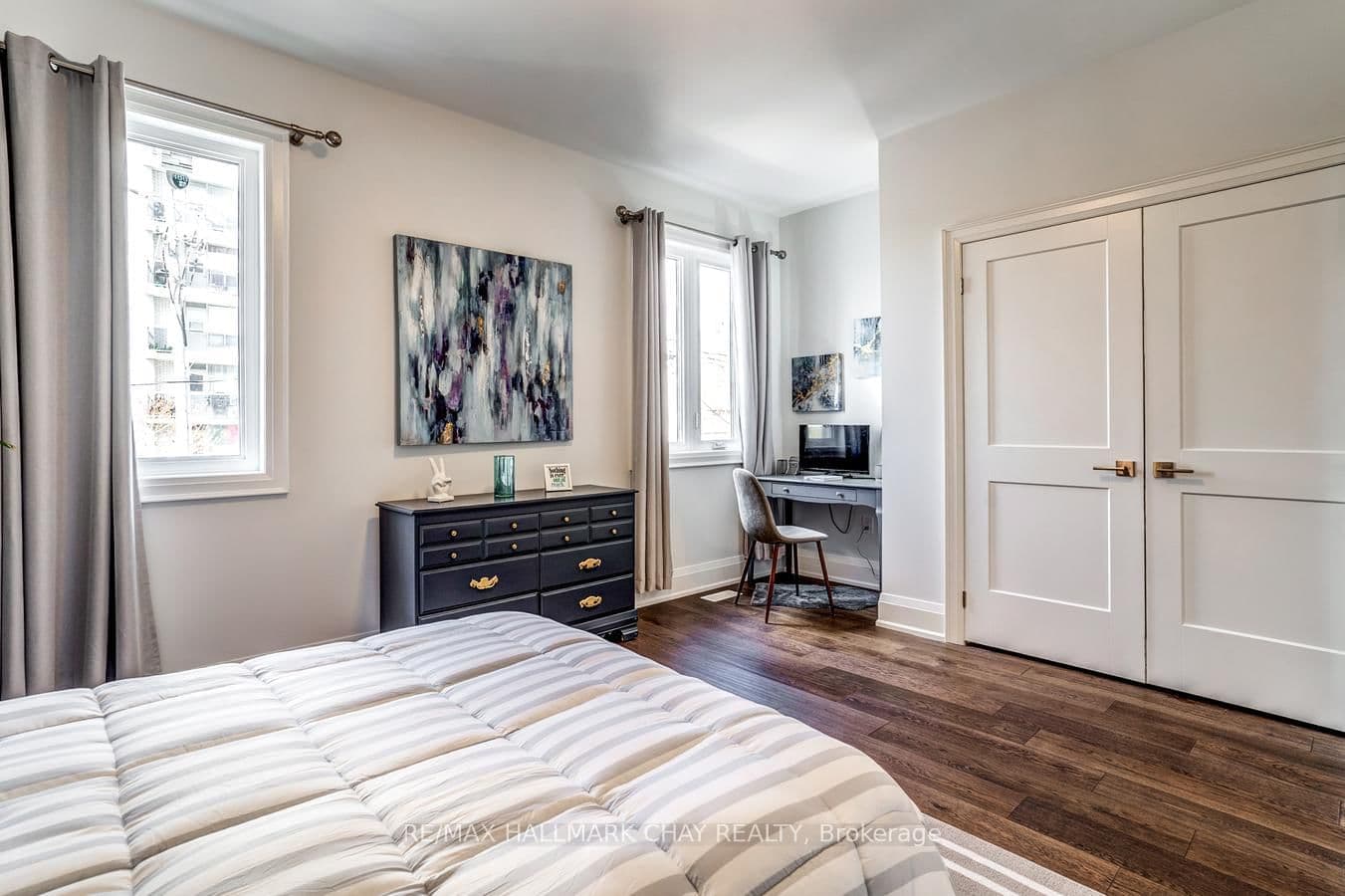 611 Northcliffe Boulevard thumbnail 23
