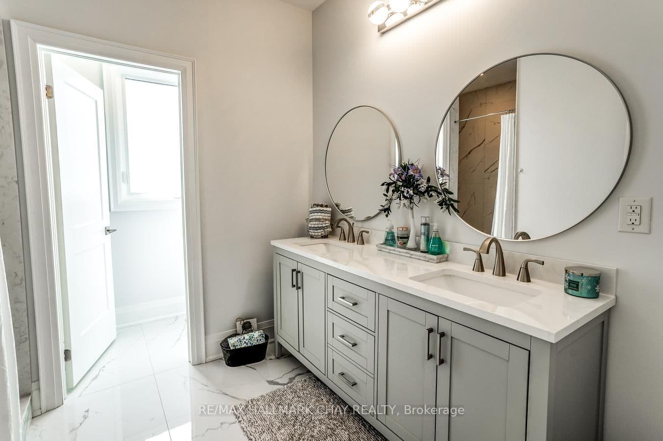 611 Northcliffe Boulevard thumbnail 25