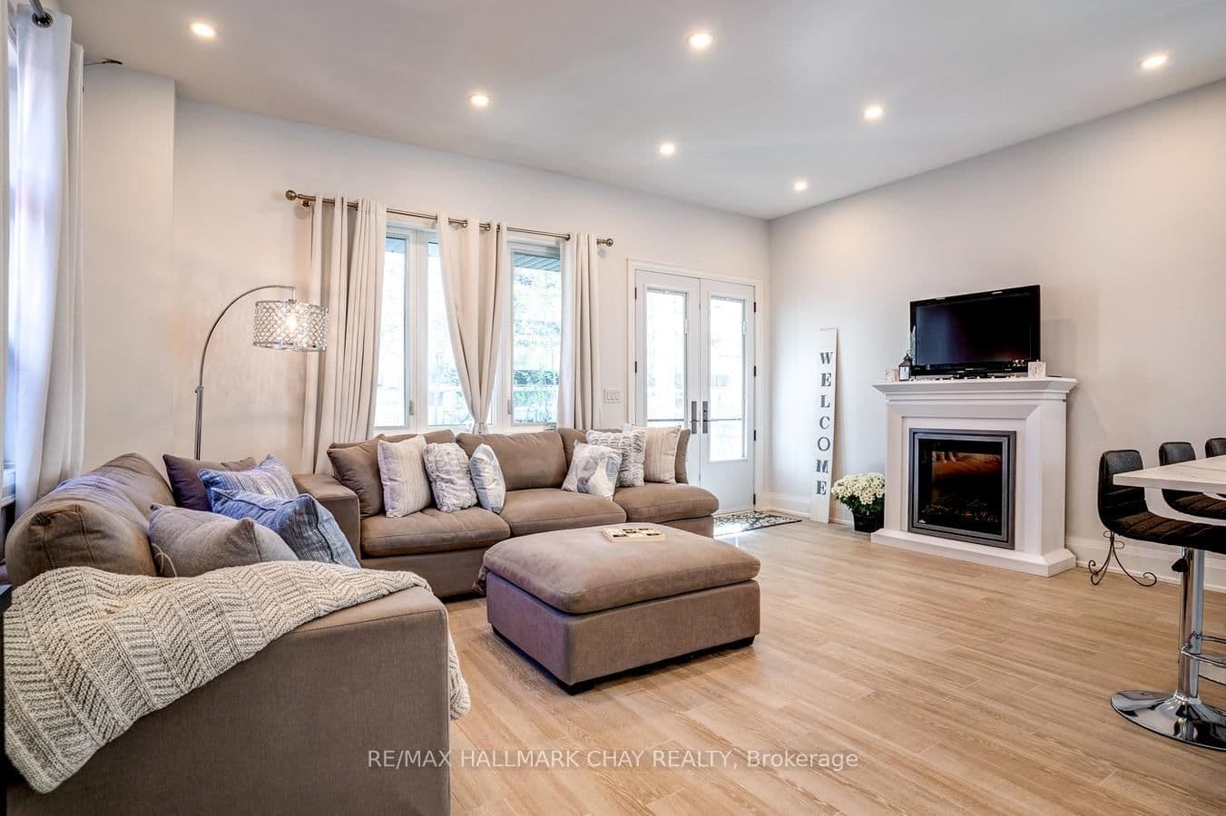 611 Northcliffe Boulevard thumbnail 7