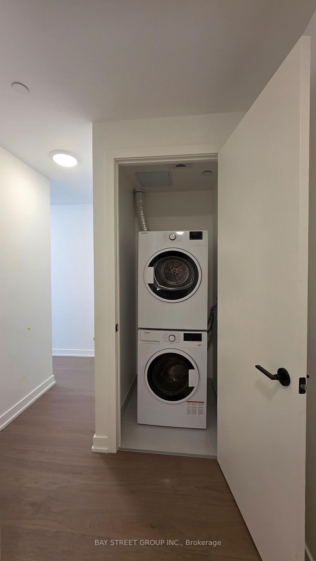 91 Montclair Avenue, Unit 1106 thumbnail 15