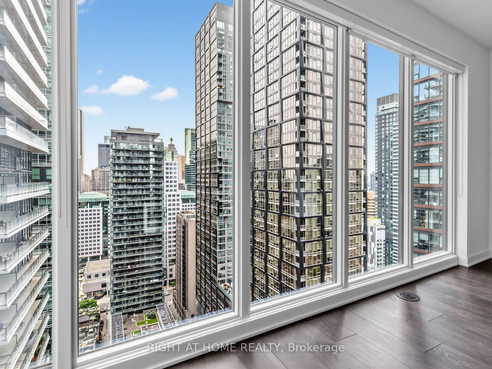 115 Blue Jays Way, Unit 3215 thumbnail 15