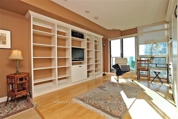 600 Fleet Street, Unit 2509 thumbnail 3