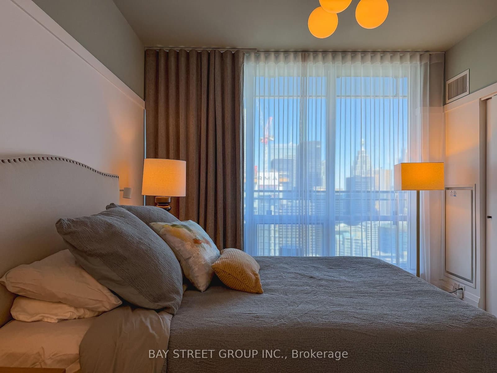 80 John Street, Unit 4011 thumbnail 13