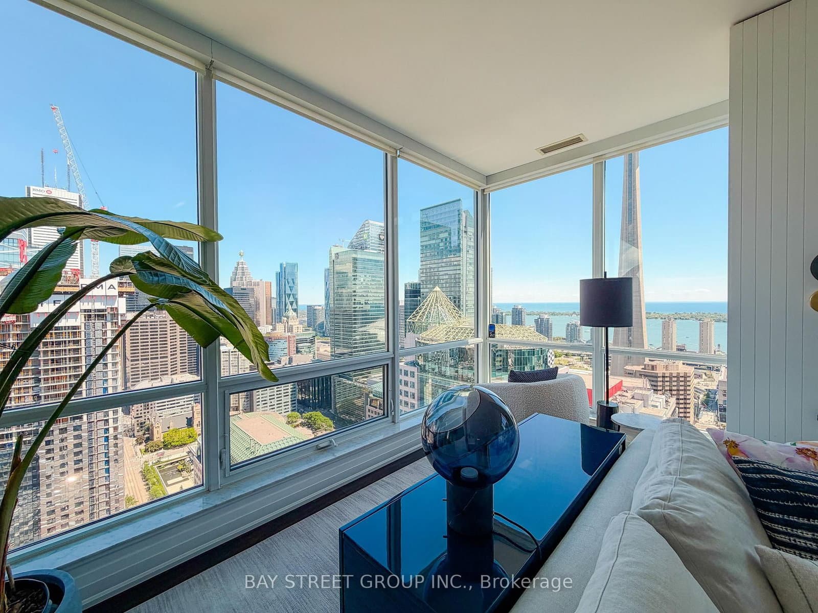 80 John Street, Unit 4011 thumbnail 6