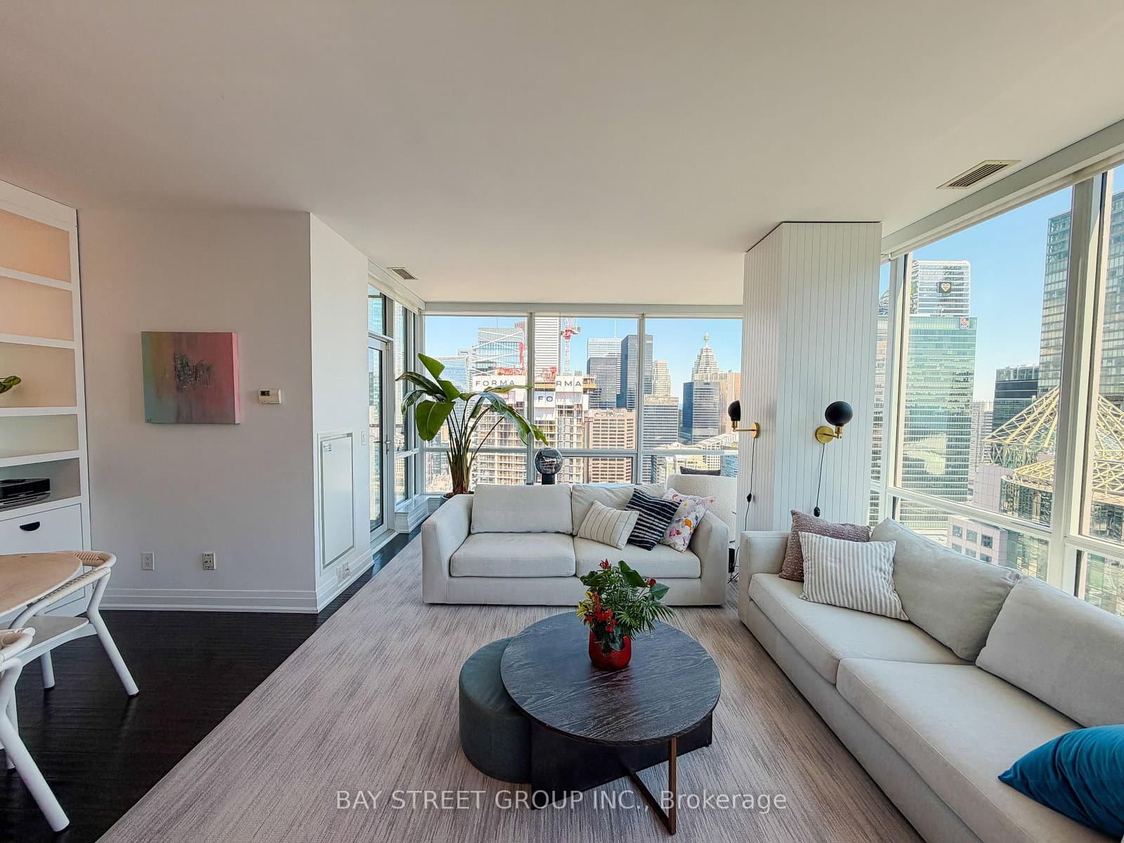 80 John Street, Unit 4011 thumbnail 7