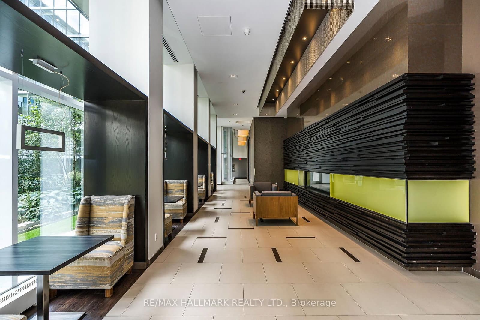 90 Stadium Road, Unit 919 thumbnail 14