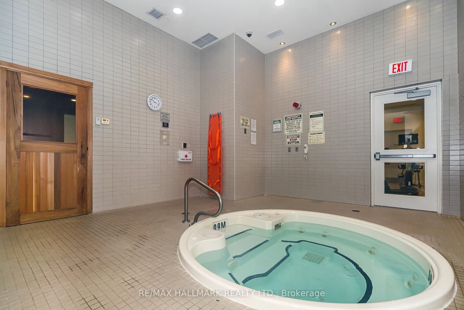 90 Stadium Road, Unit 919 thumbnail 17