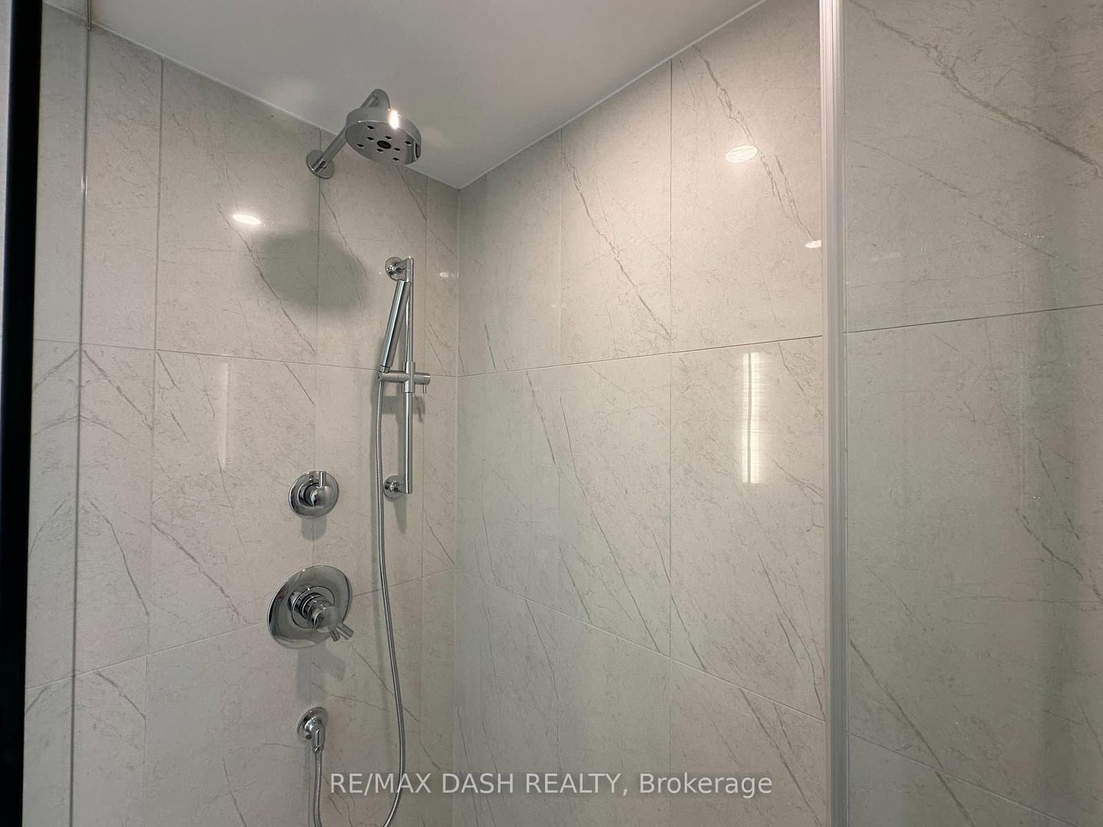 15 Mercer Street, Unit 3302 thumbnail 27