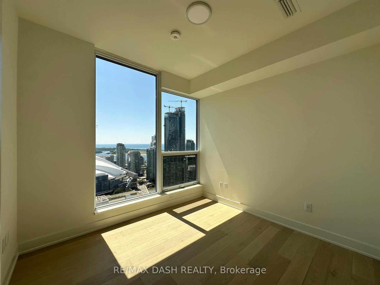 15 Mercer Street, Unit 3302 thumbnail 6