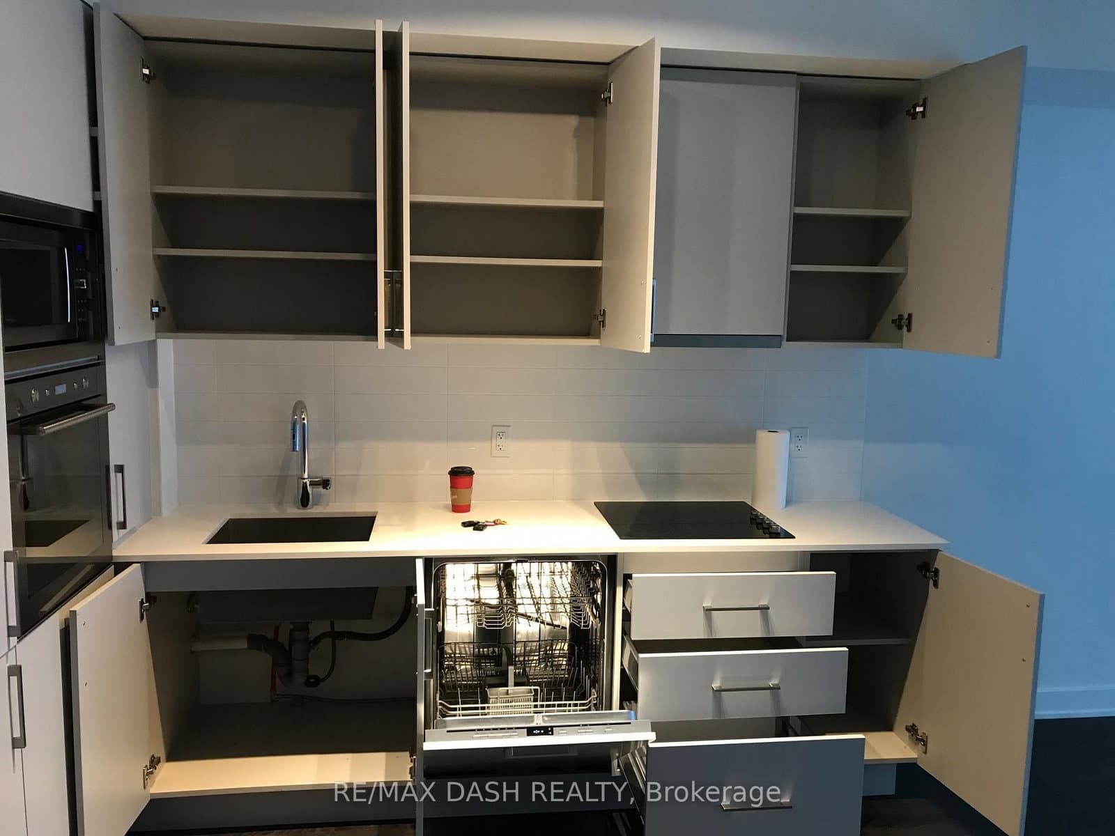 576 Front Street W, Unit 1214E thumbnail 4