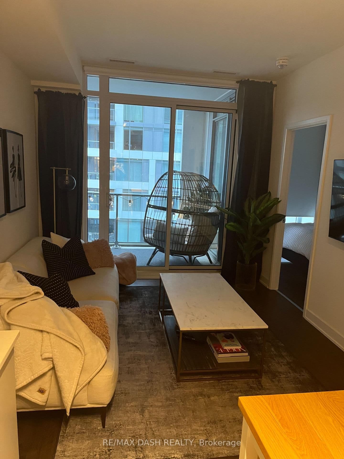 576 Front Street W, Unit 1214E thumbnail 6