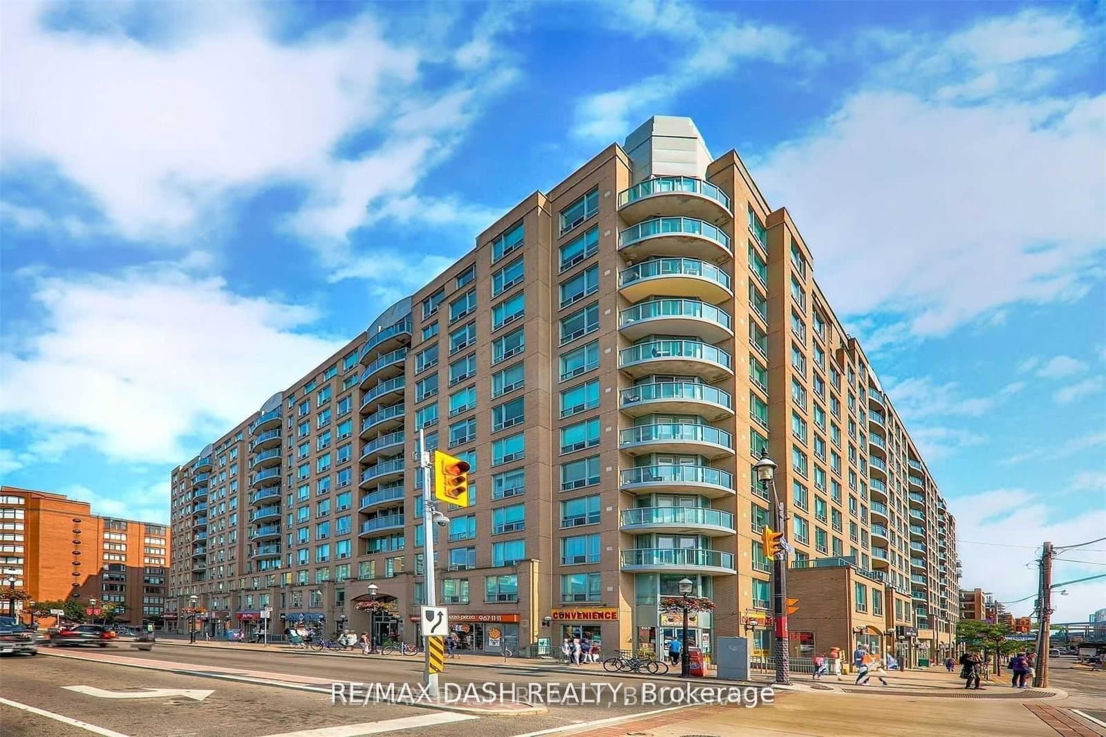 109 Front Street E, Unit 1113 thumbnail 2