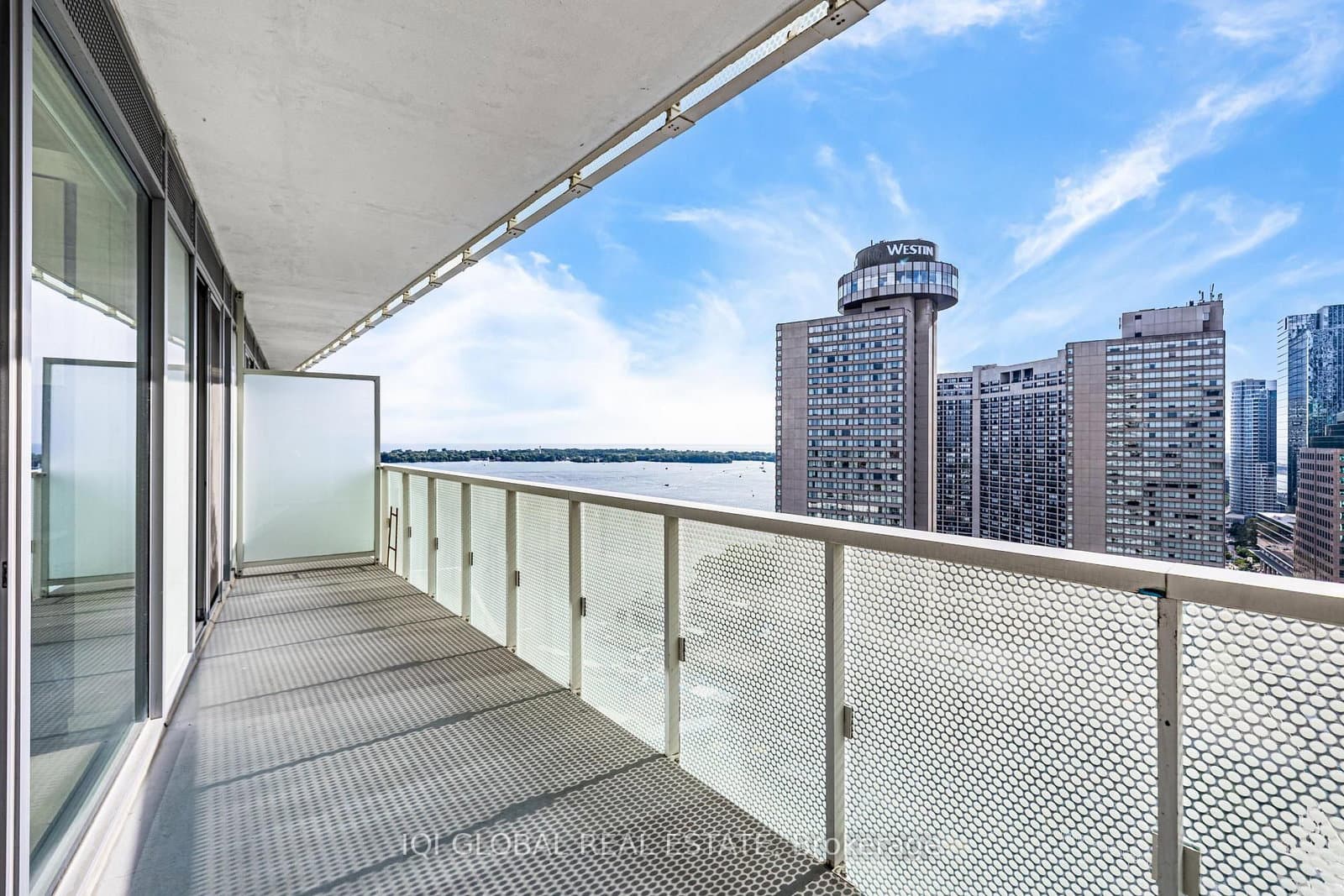 15 Queens Quay Street E, Unit 2205 thumbnail 19