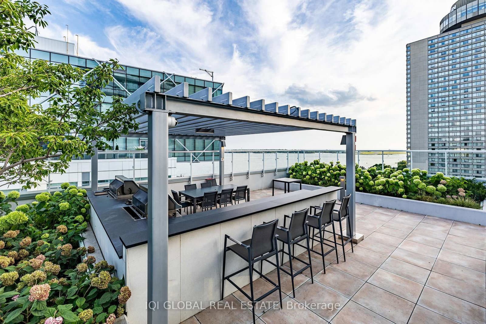 15 Queens Quay Street E, Unit 2205 thumbnail 24
