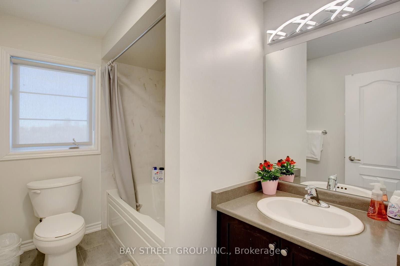 37 Drewry Avenue, Unit 3 thumbnail 27