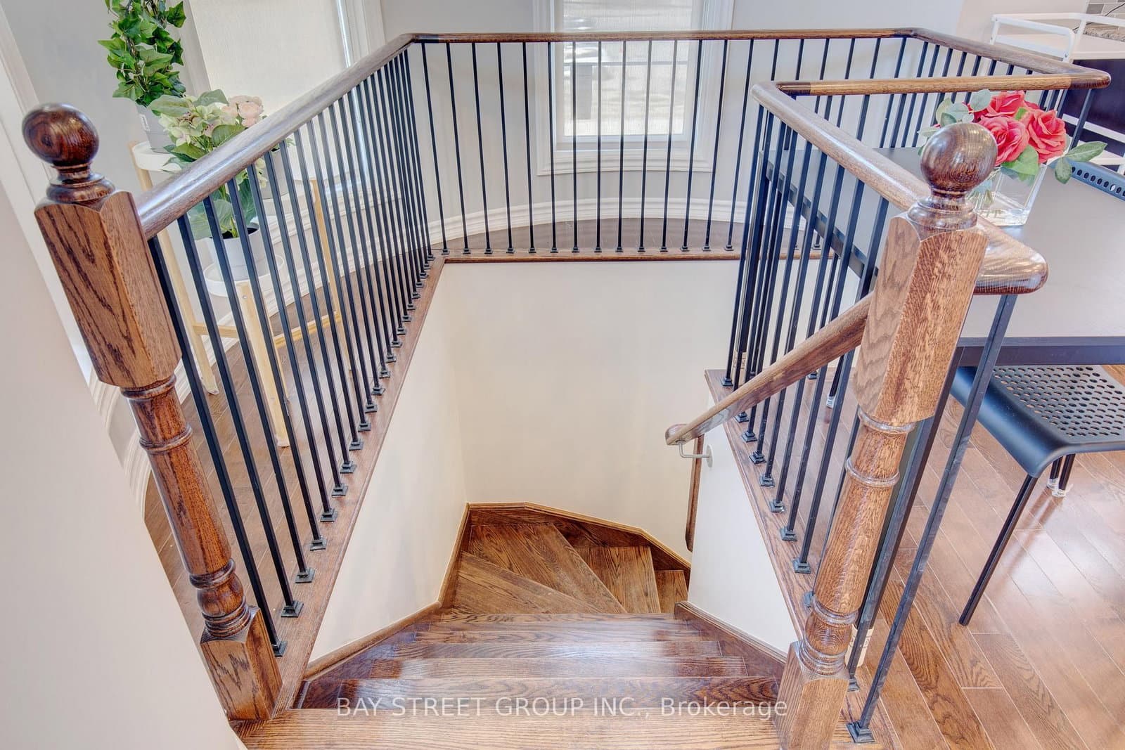 37 Drewry Avenue, Unit 3 thumbnail 3