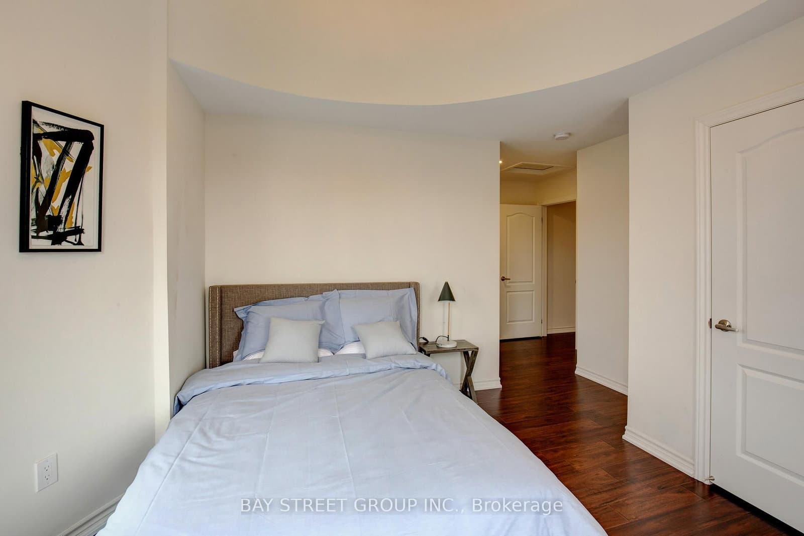 37 Drewry Avenue, Unit 3 thumbnail 6