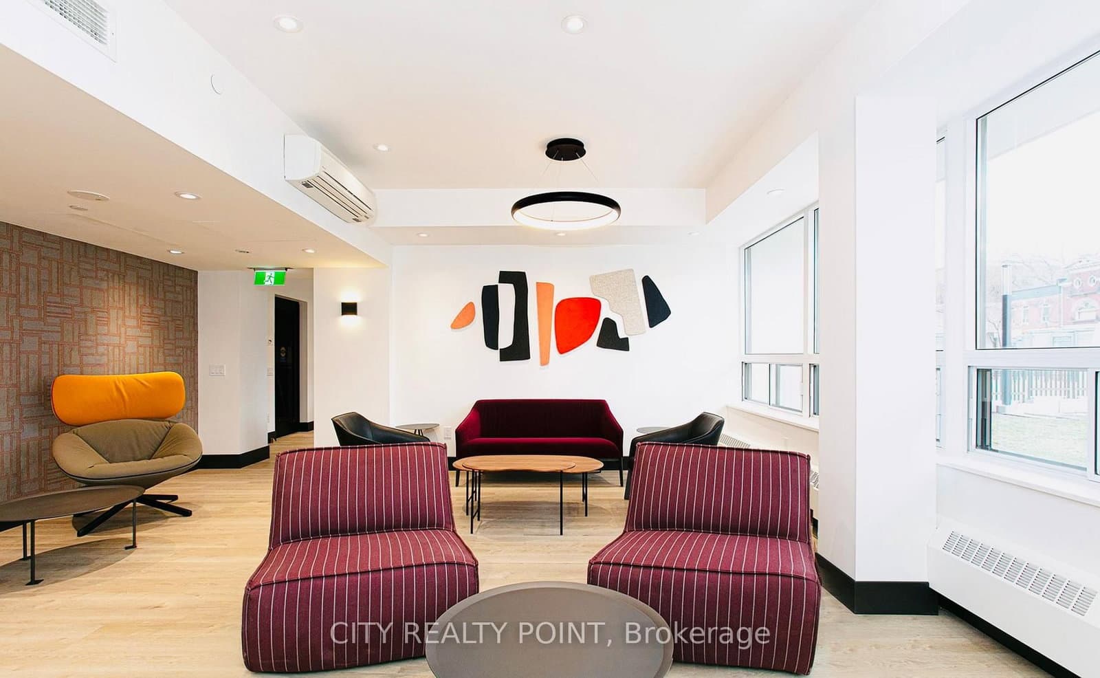 666 Spadina Avenue, Unit 2411 thumbnail 23