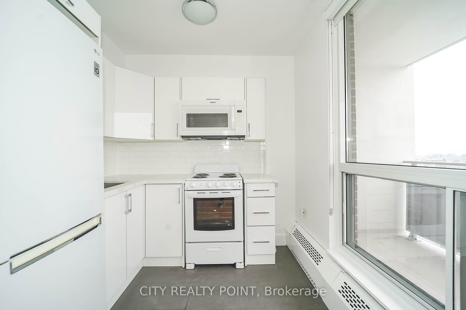 666 Spadina Avenue, Unit 1007 thumbnail 4