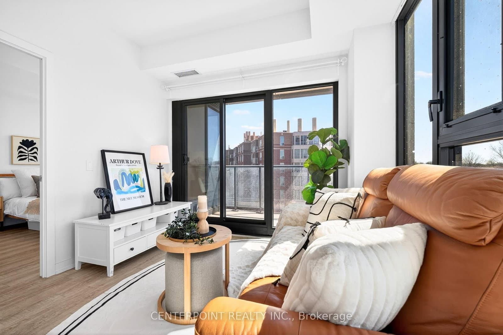 250 Lawrence Avenue W, Unit 519 thumbnail 17