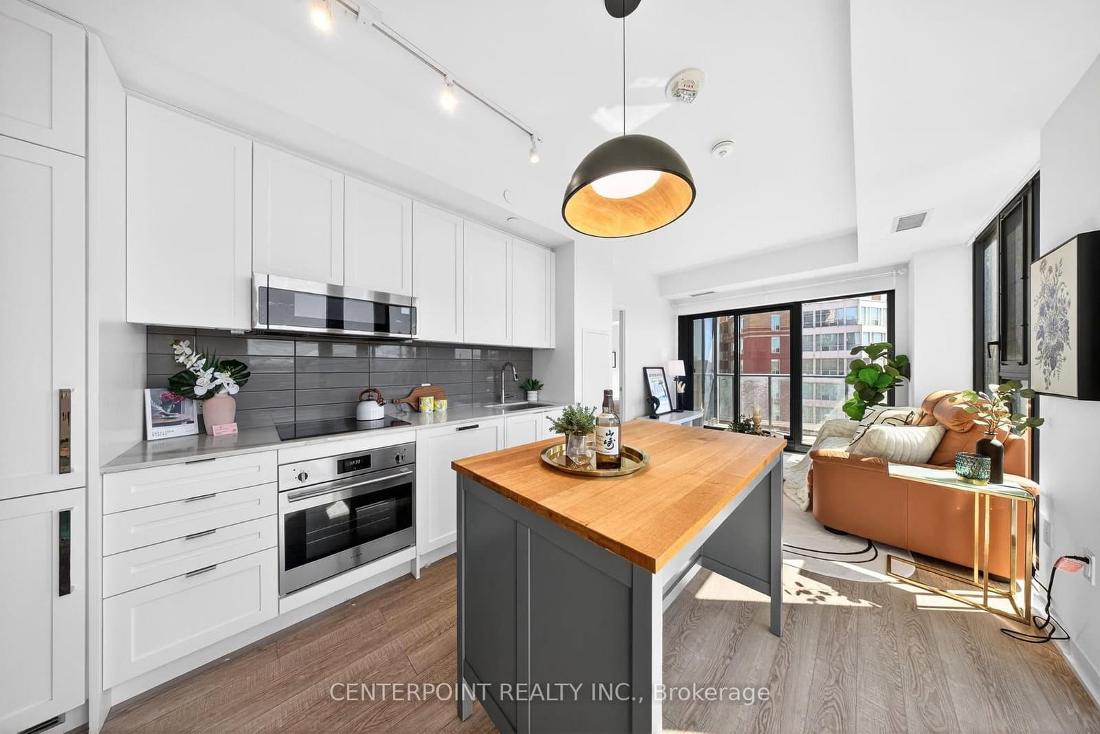 250 Lawrence Avenue W, Unit 519 thumbnail 6