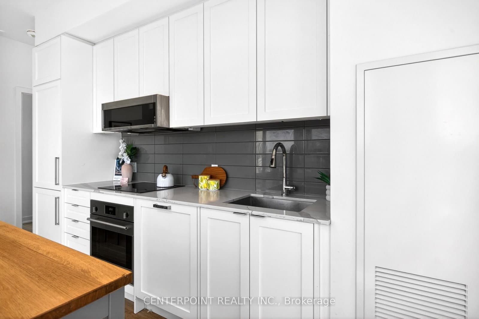 250 Lawrence Avenue W, Unit 519 thumbnail 7