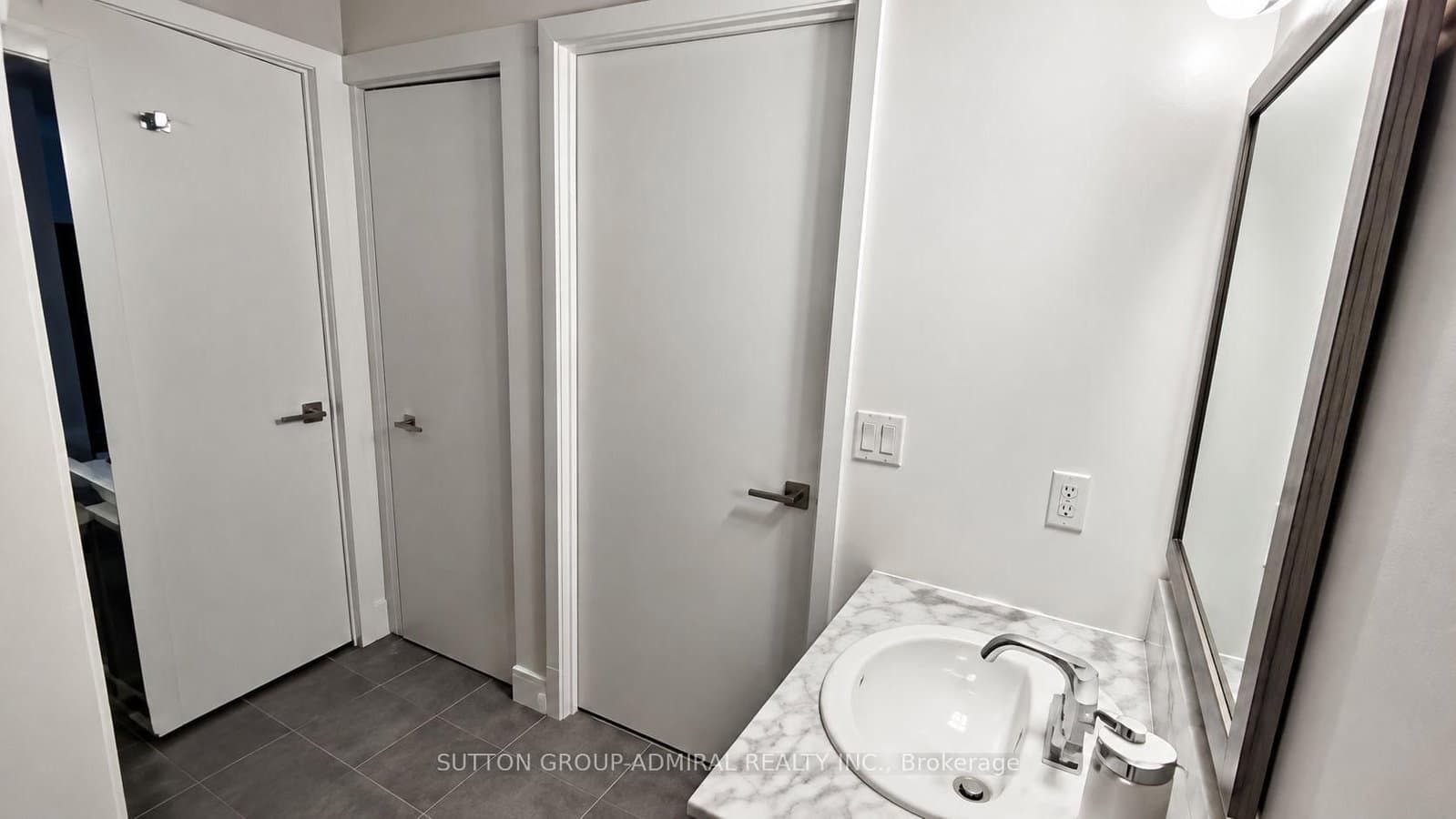 2191 Yonge Street, Unit 3210 thumbnail 11